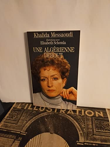 Une Algérienne debout